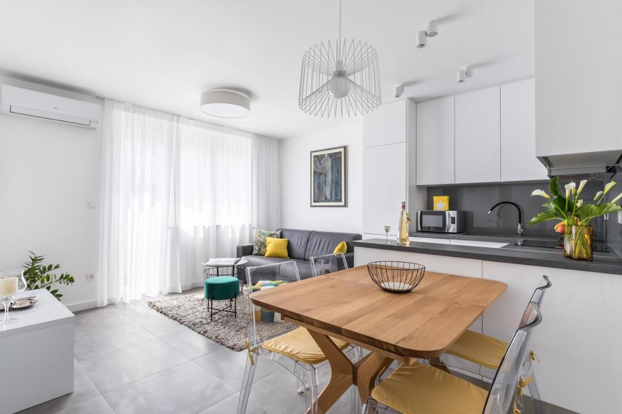 Down Town Apartment สปลิท ภายนอก รูปภาพ